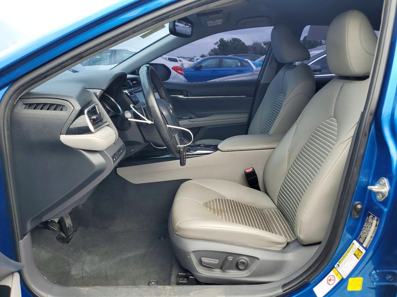 Toyota Camry Se