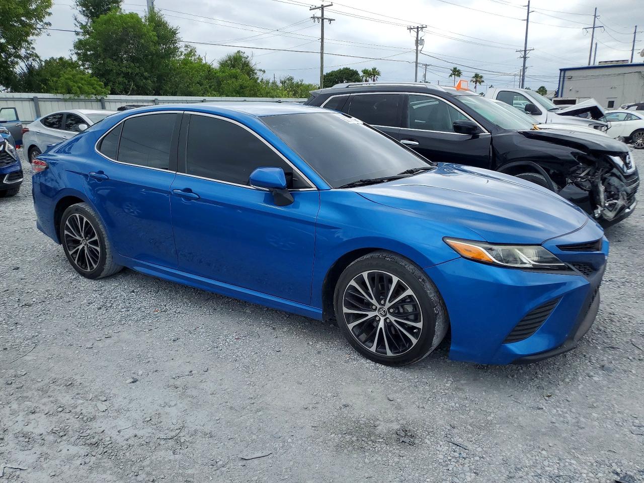 Toyota Camry Se