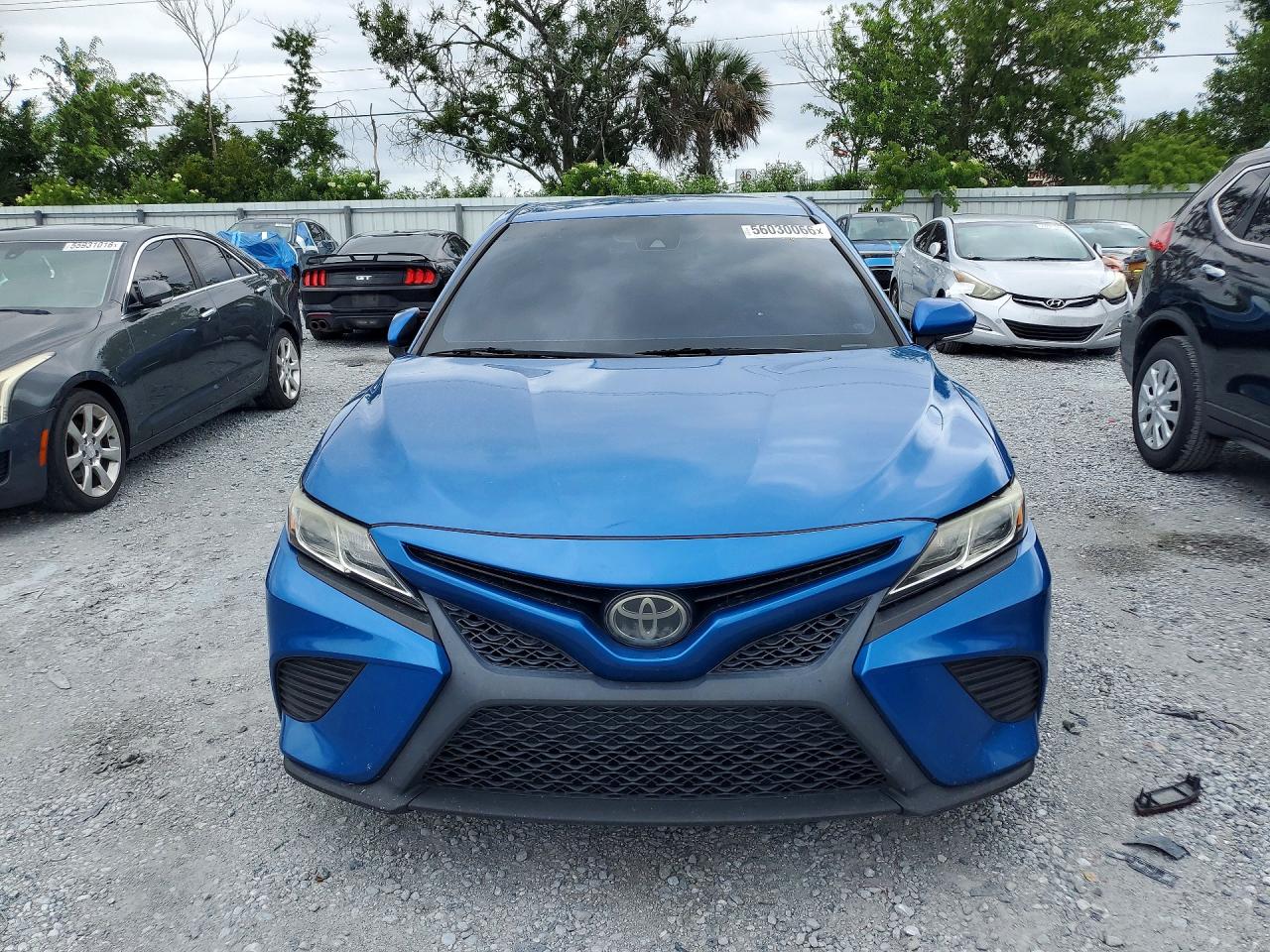 Toyota Camry Se