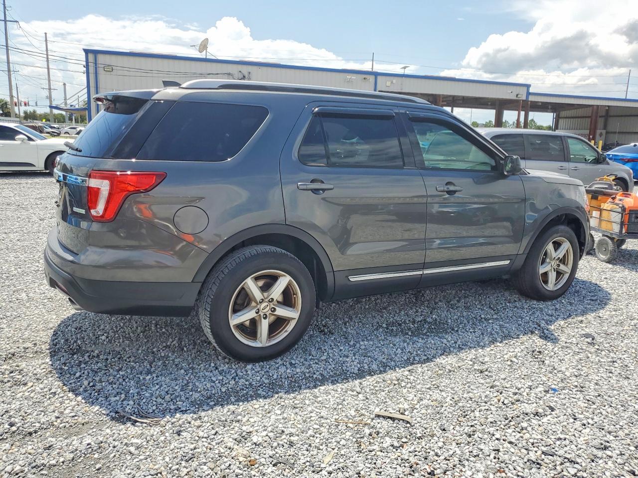 Ford Explorer Xlt