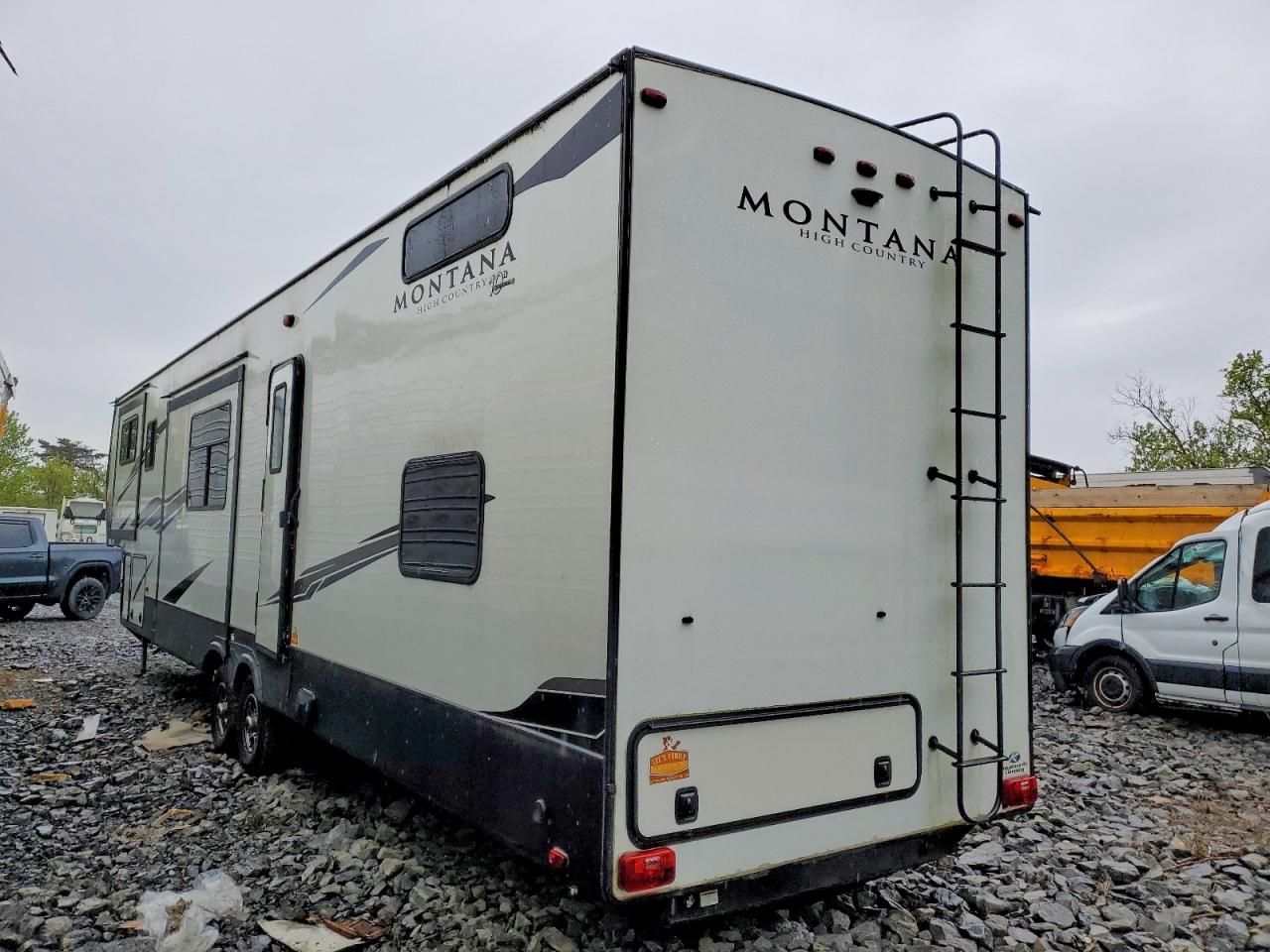 Montana Trailer
