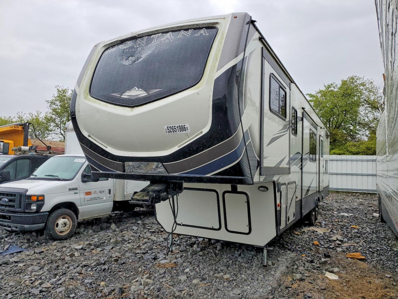 Montana Trailer