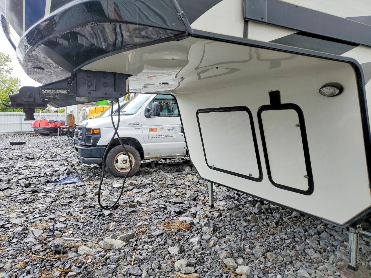 Montana Trailer