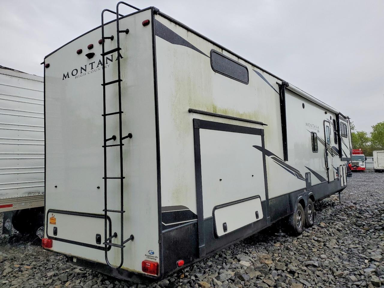 Montana Trailer
