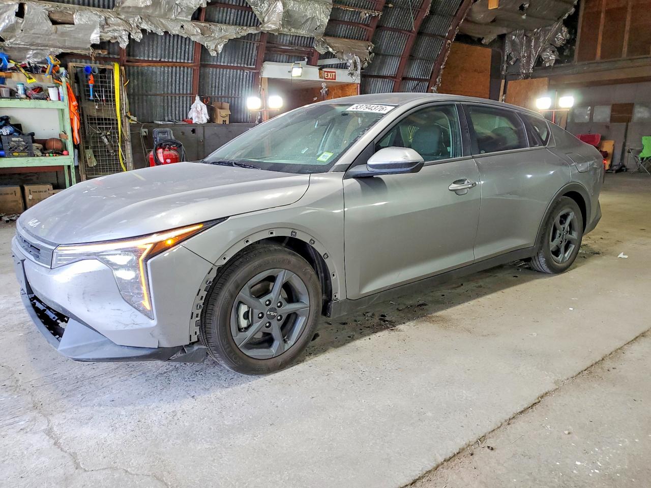 Salvage Kia K4 Image