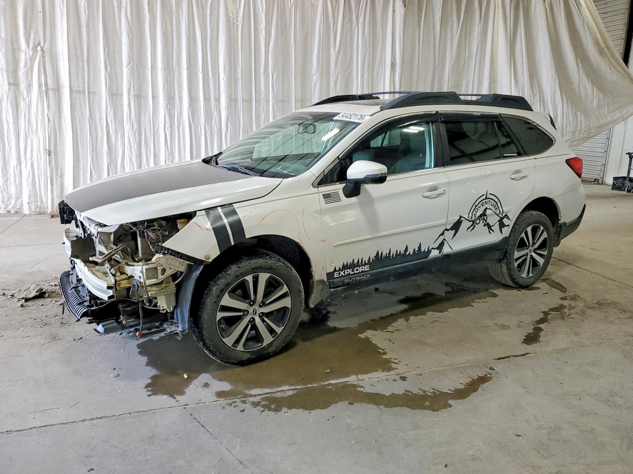 Salvage Subaru Outback Image