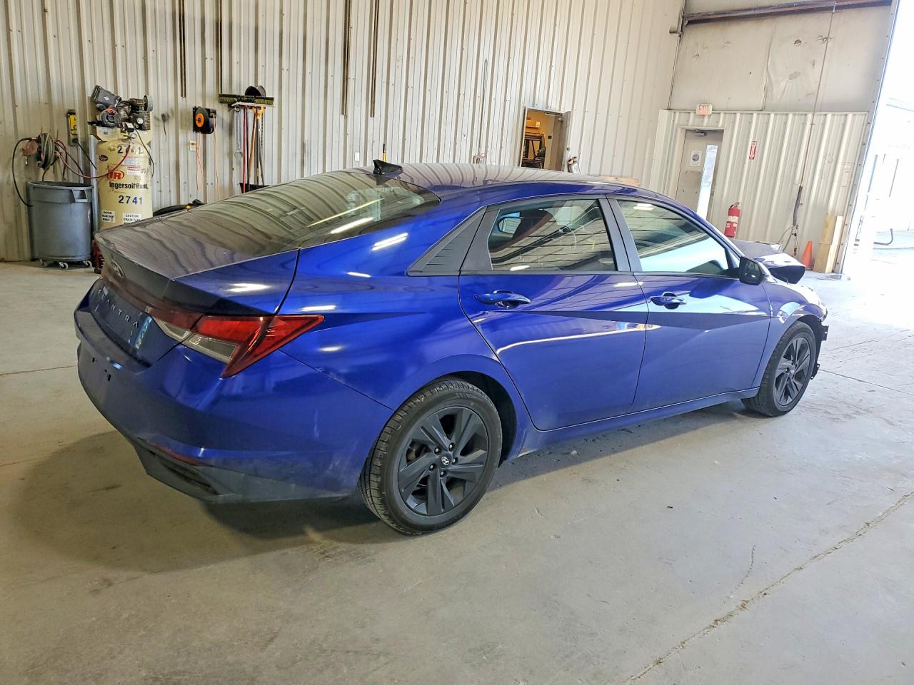 Hyundai ELANTRA Sel