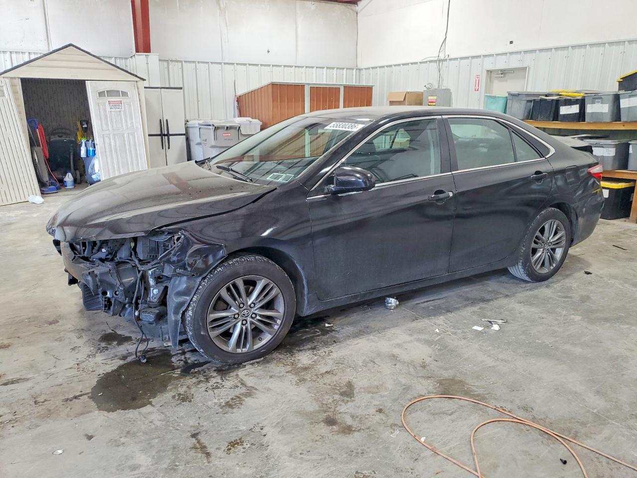 Salvage Toyota Camry Image