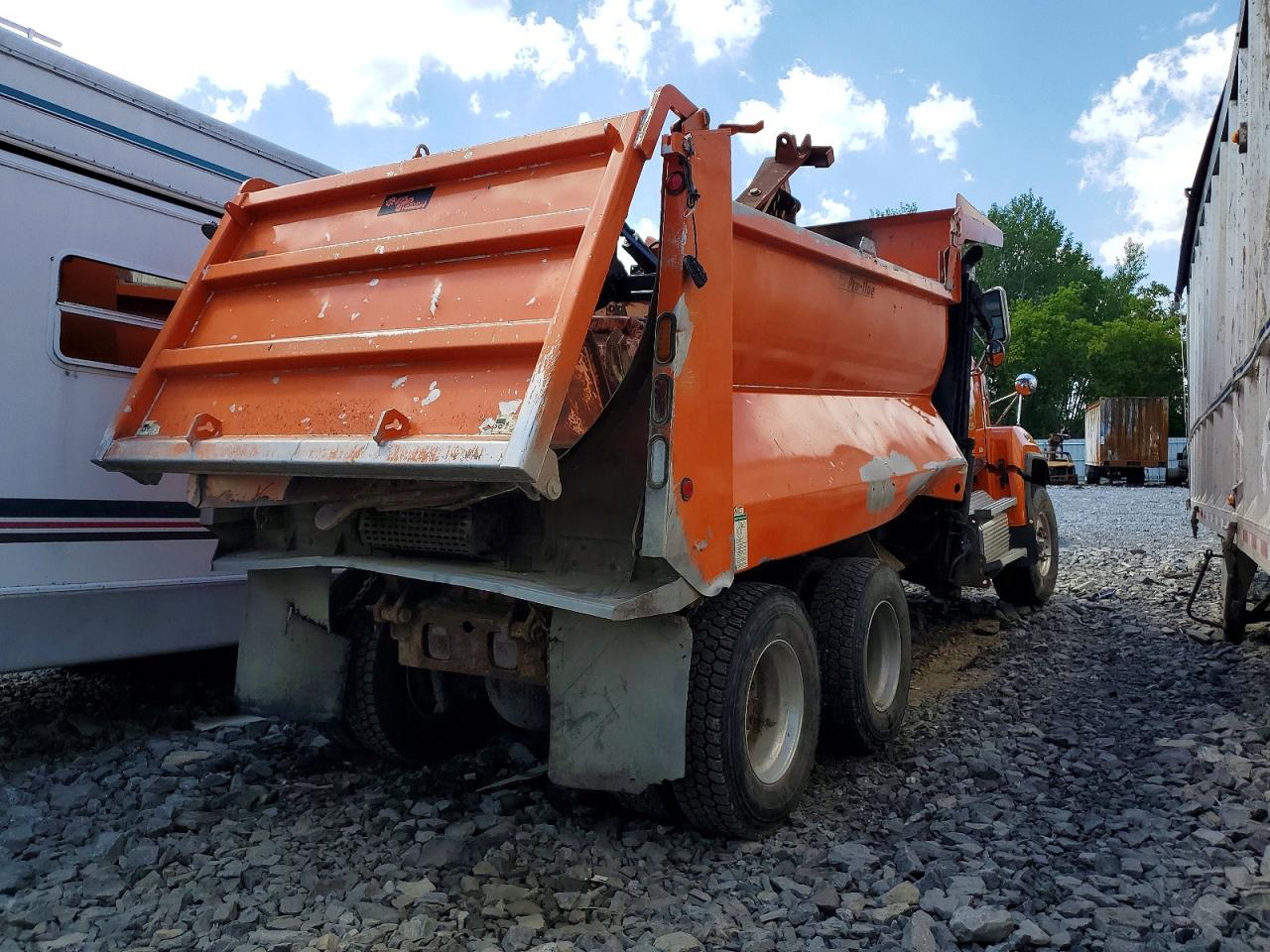 Western Star Auto Car Conventional 4700sf