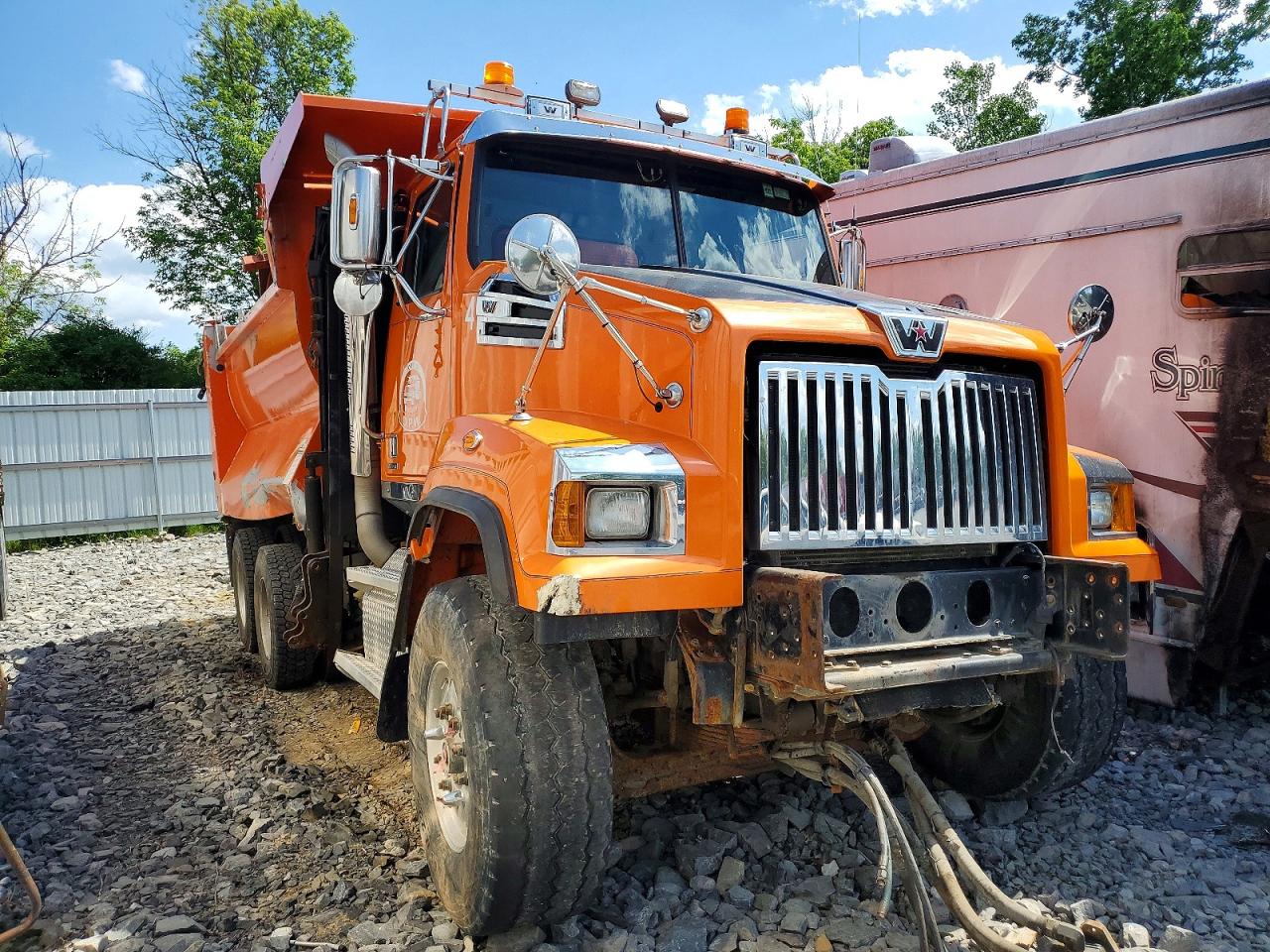 Salvage Western Star Auto Car Conventional Image