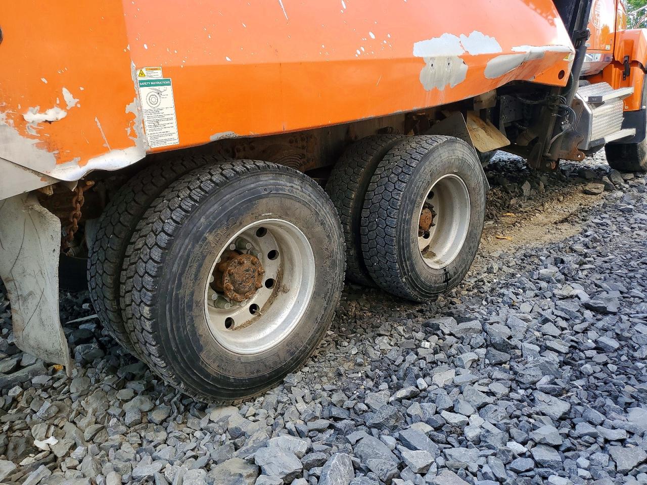 Western Star Auto Car Conventional 4700sf