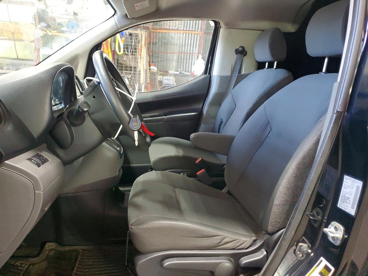 Chevrolet Express Lt