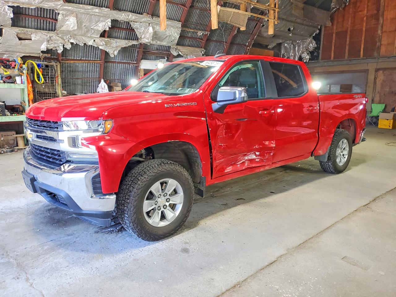 Salvage Chevrolet Silverado Image