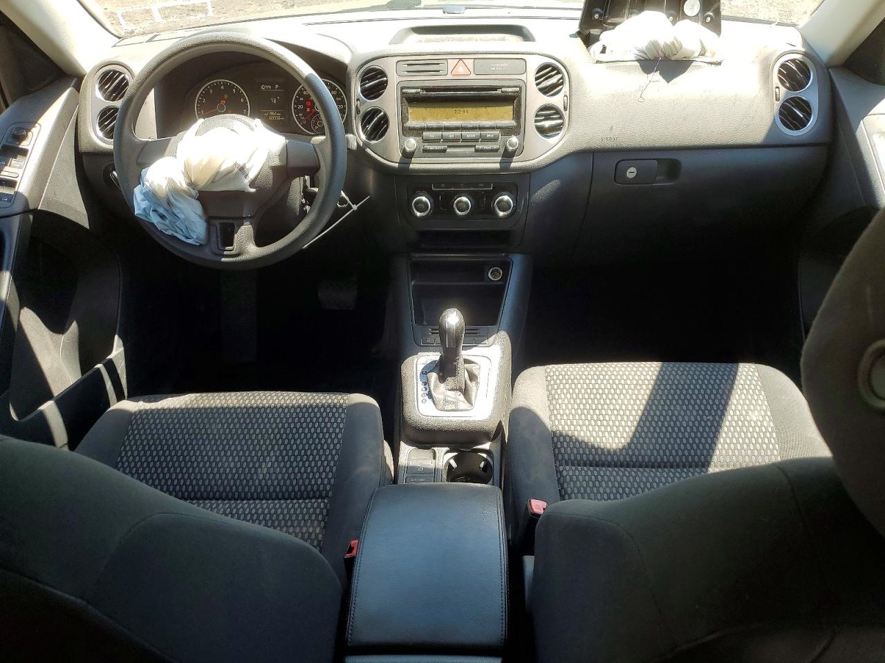 Volkswagen Tiguan S