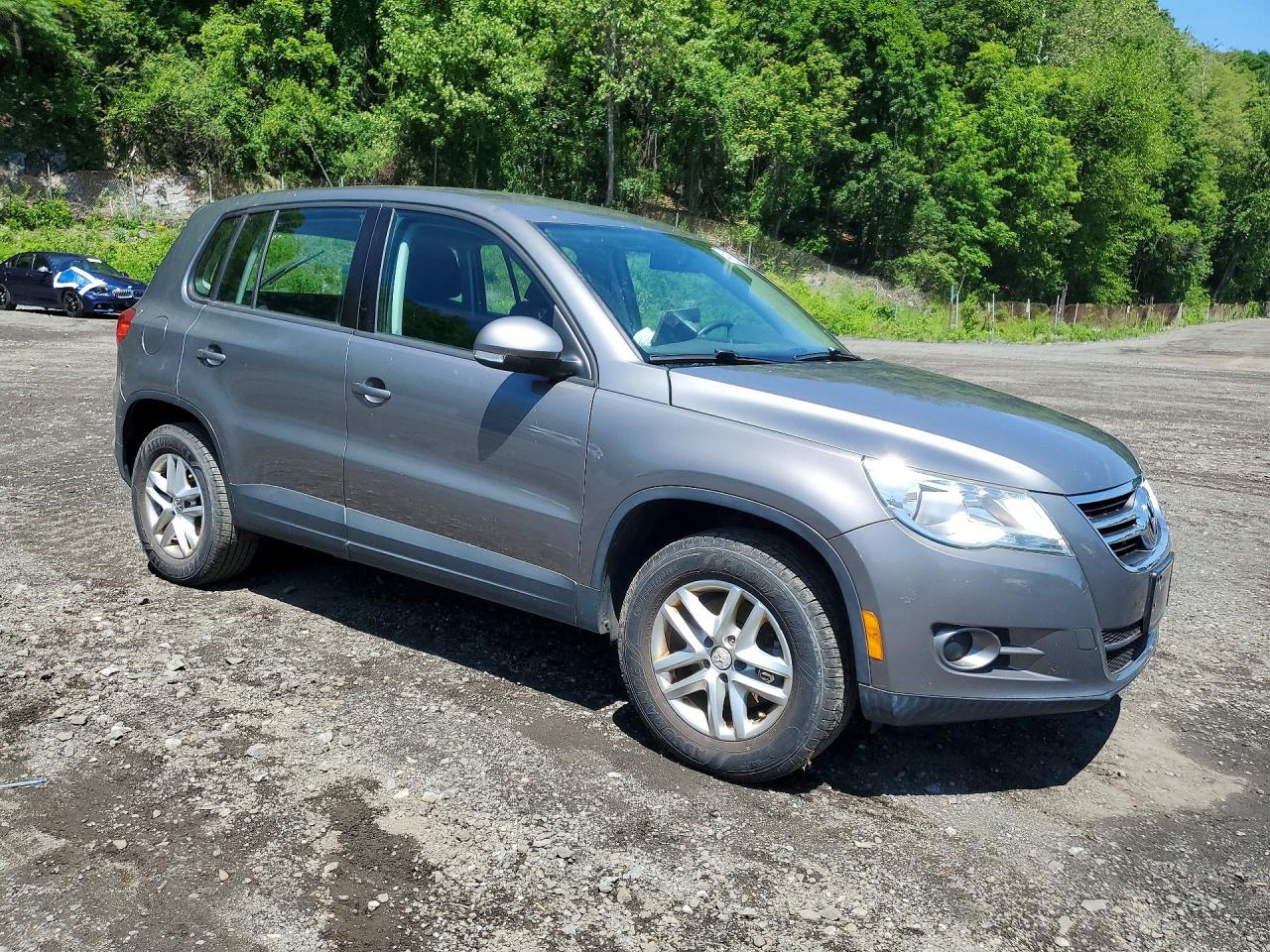 Volkswagen Tiguan S
