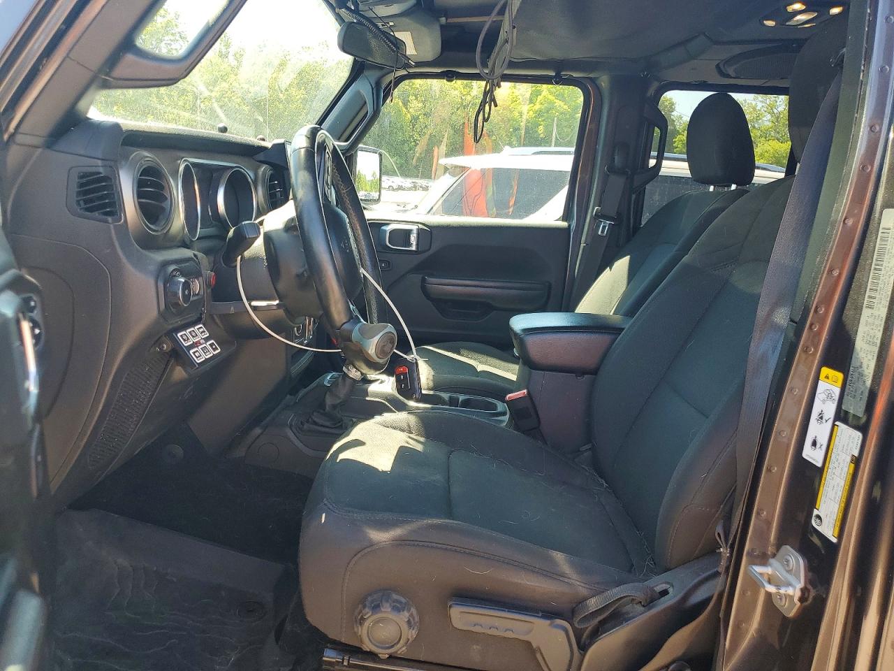 Jeep Wrangler Sport