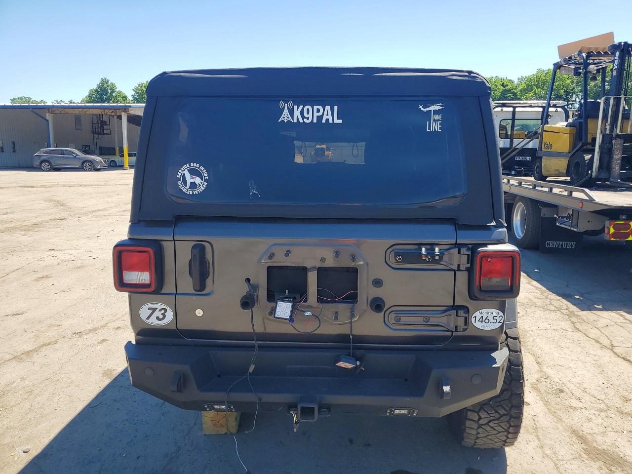 Jeep Wrangler Sport