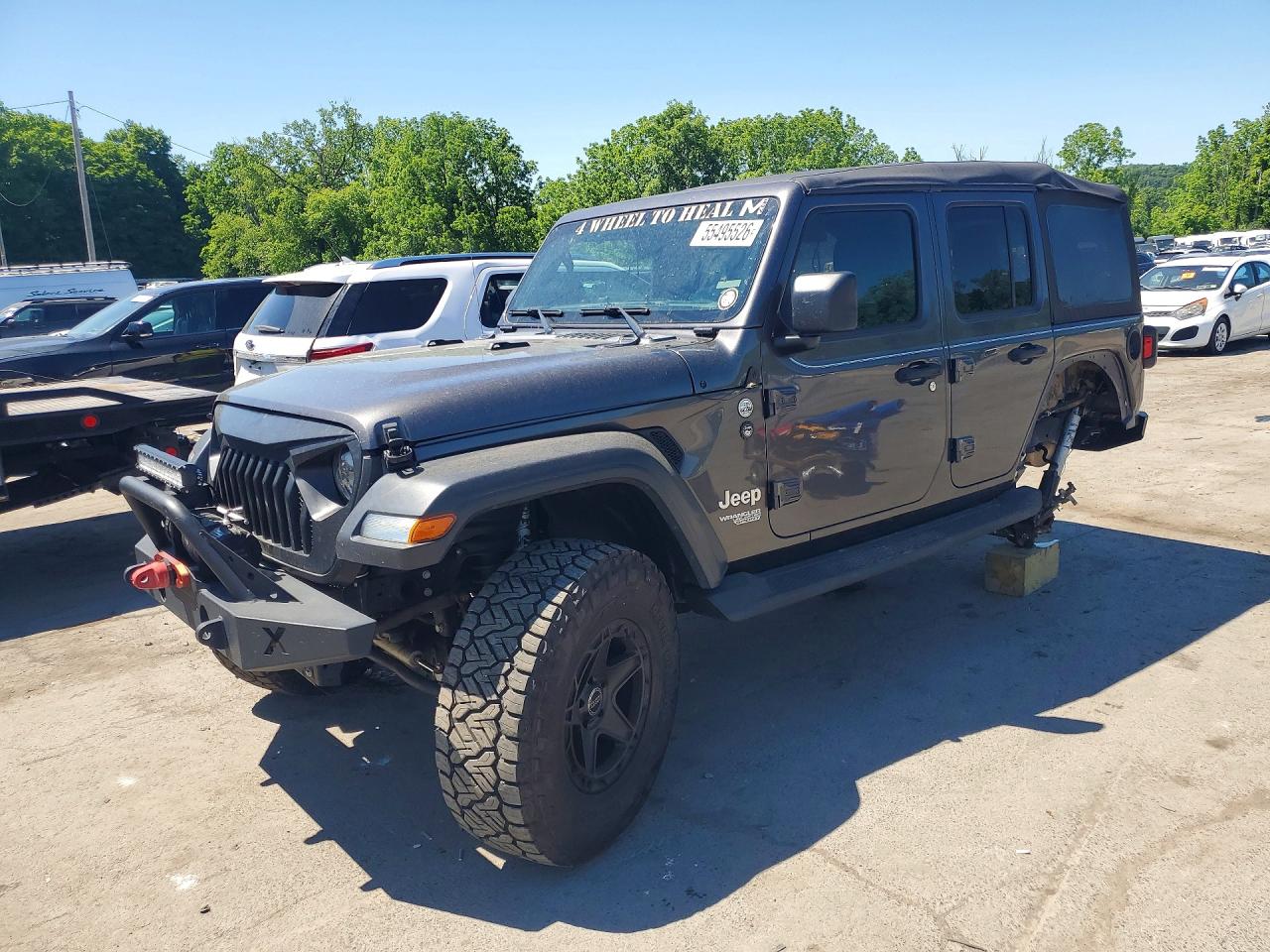Salvage Jeep Wrangler Image