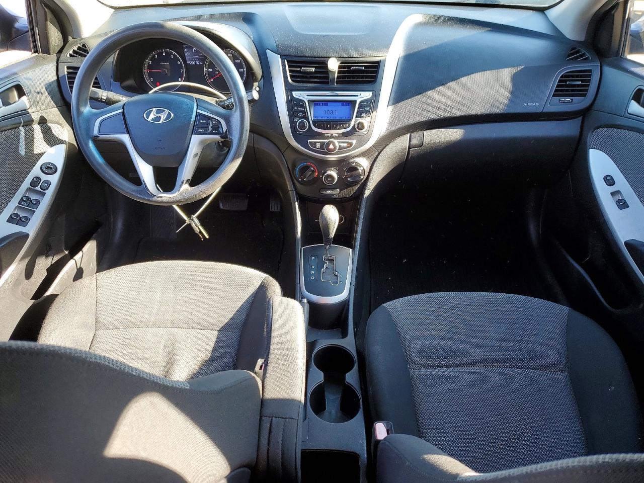Hyundai ACCENT Gs