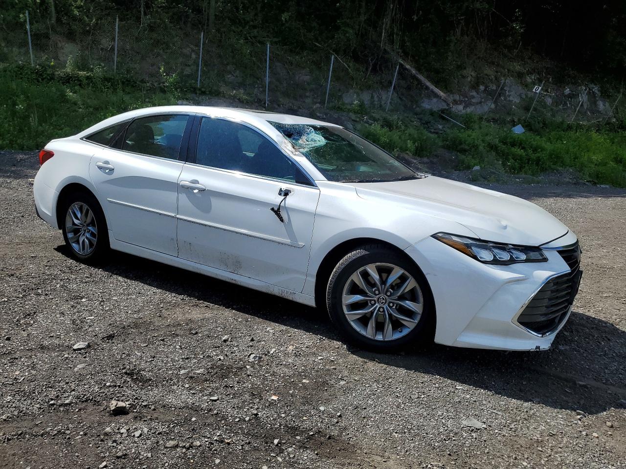 Toyota Avalon Xle