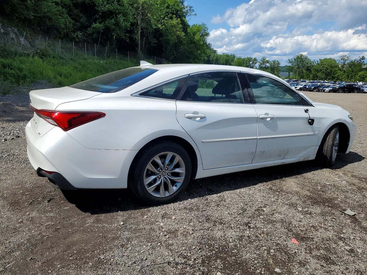 Toyota Avalon Xle
