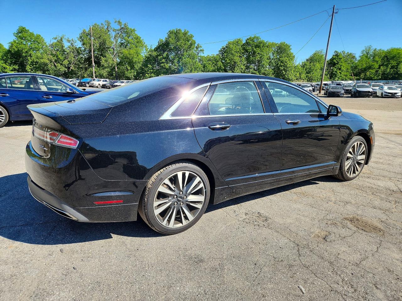 Lincoln MKZ Reserve