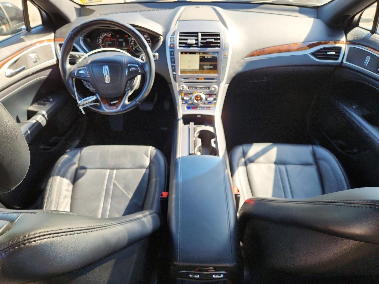 Lincoln MKZ Reserve