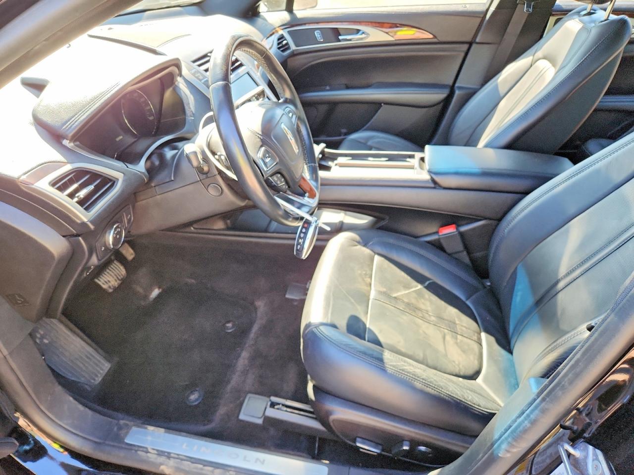 Lincoln MKZ Reserve