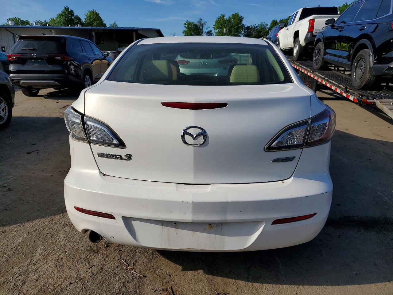 Mazda 3 I