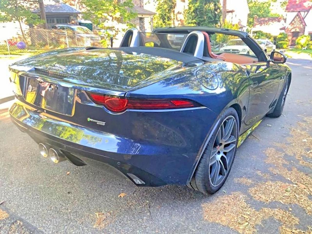 Jaguar F-TYPE R Dynamic