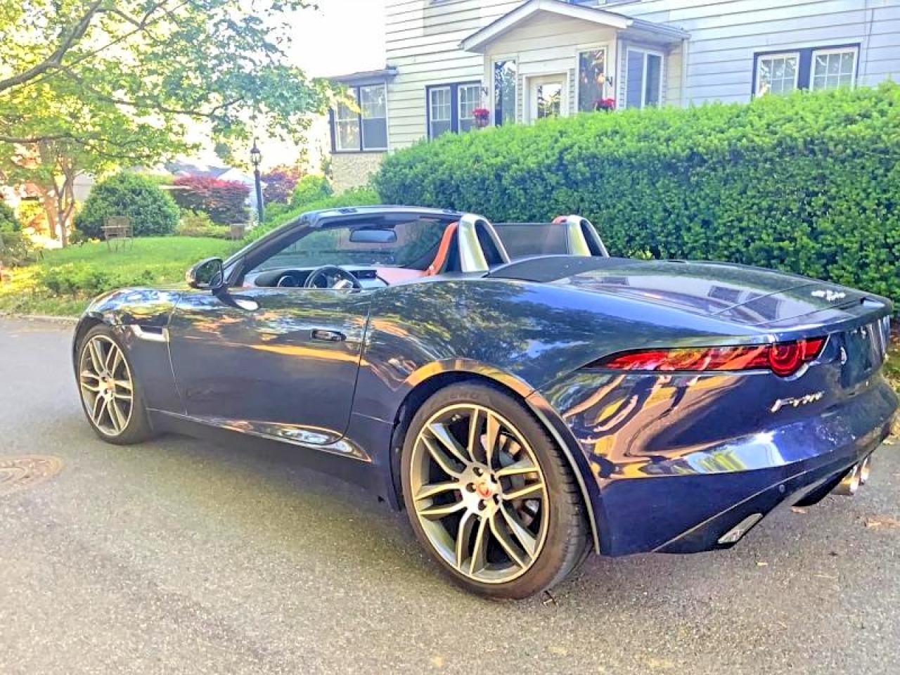 Jaguar F-TYPE R Dynamic