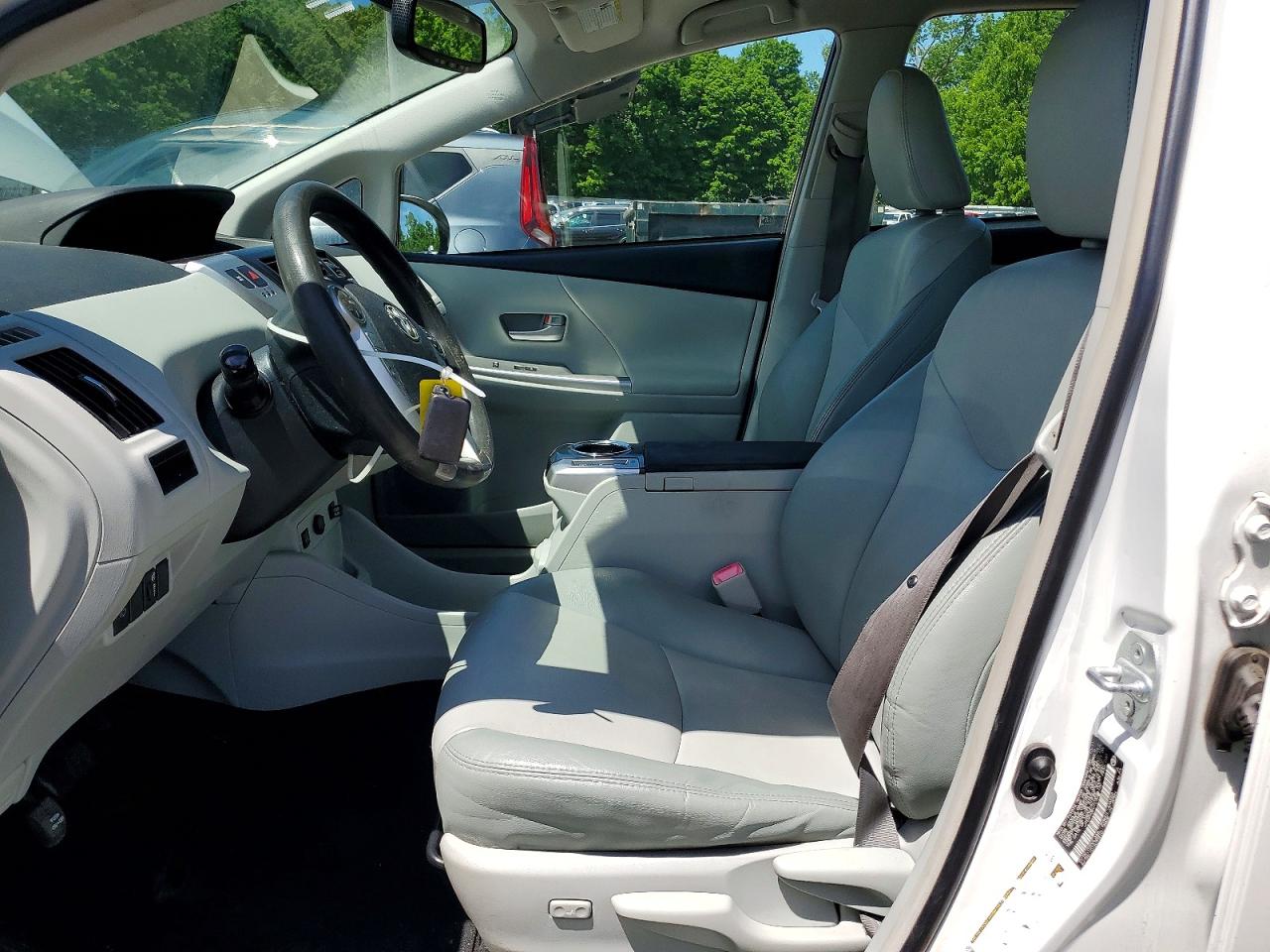 Toyota Prius Five