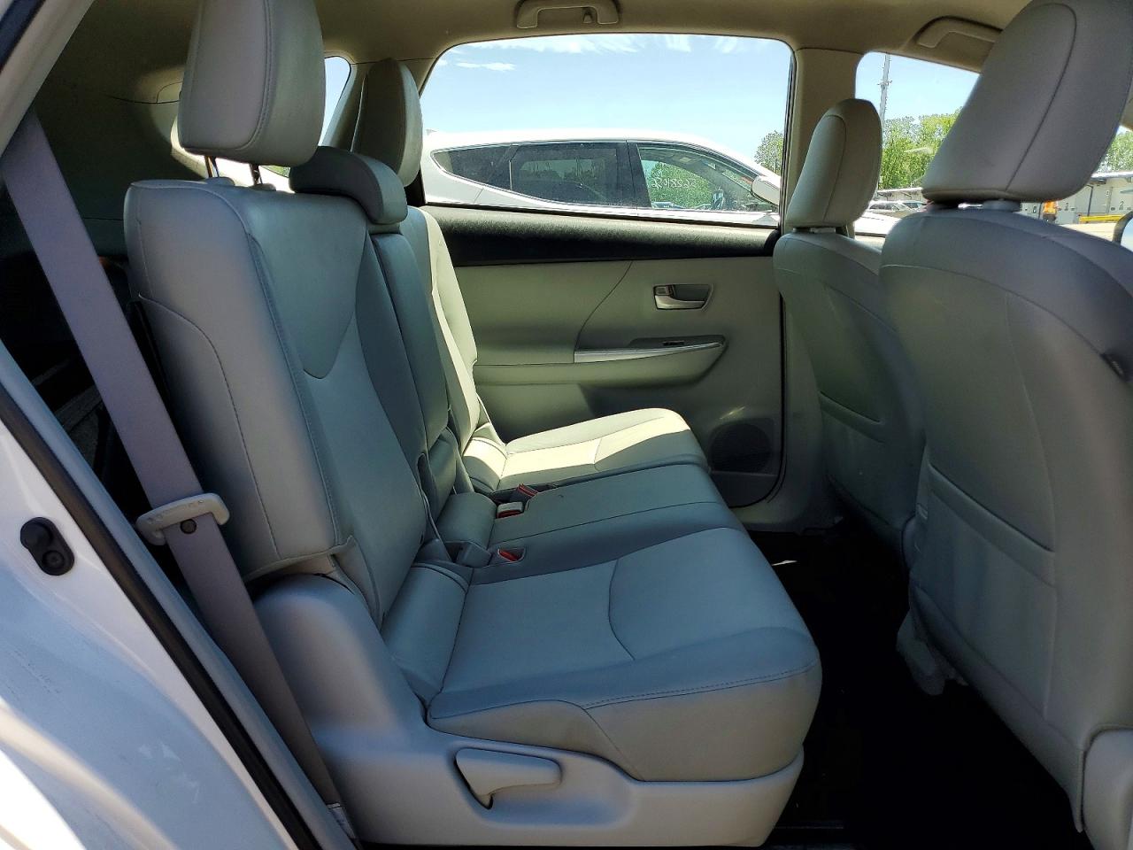 Toyota Prius Five