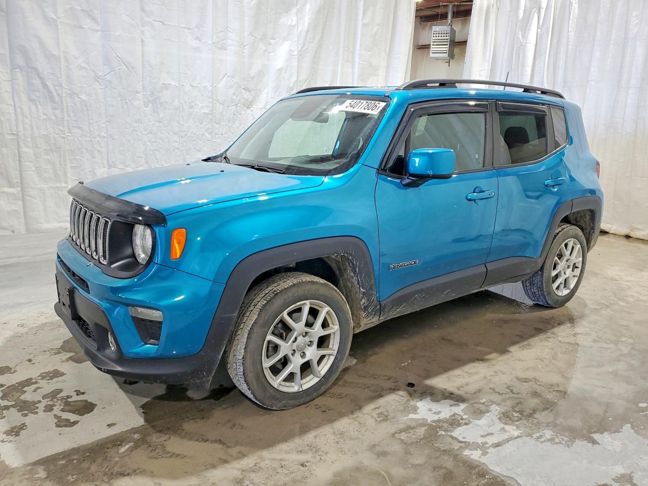 Salvage Jeep Renegade Image