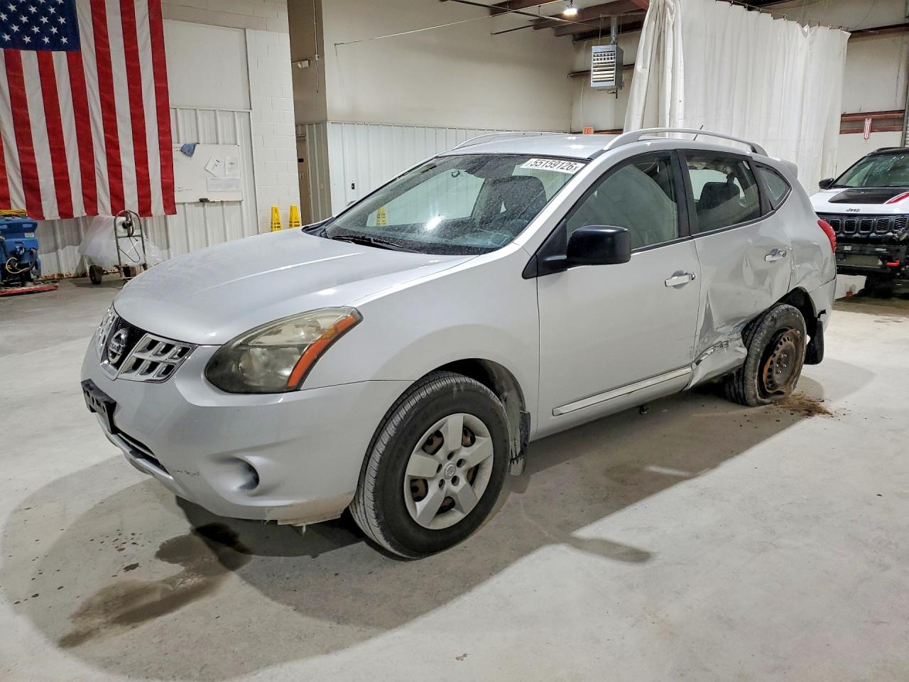Salvage Nissan Rogue Image