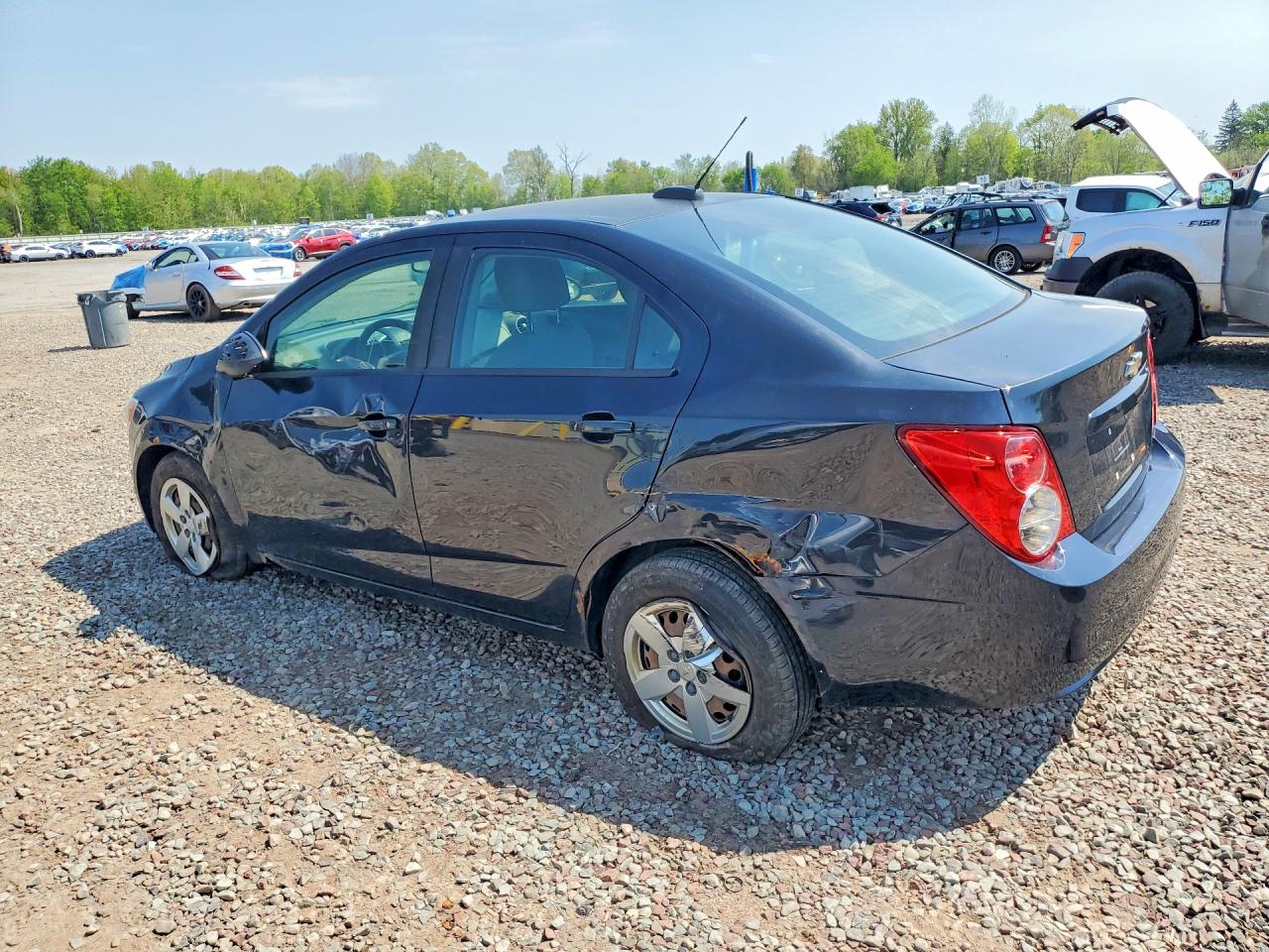 Chevrolet Sonic Ls