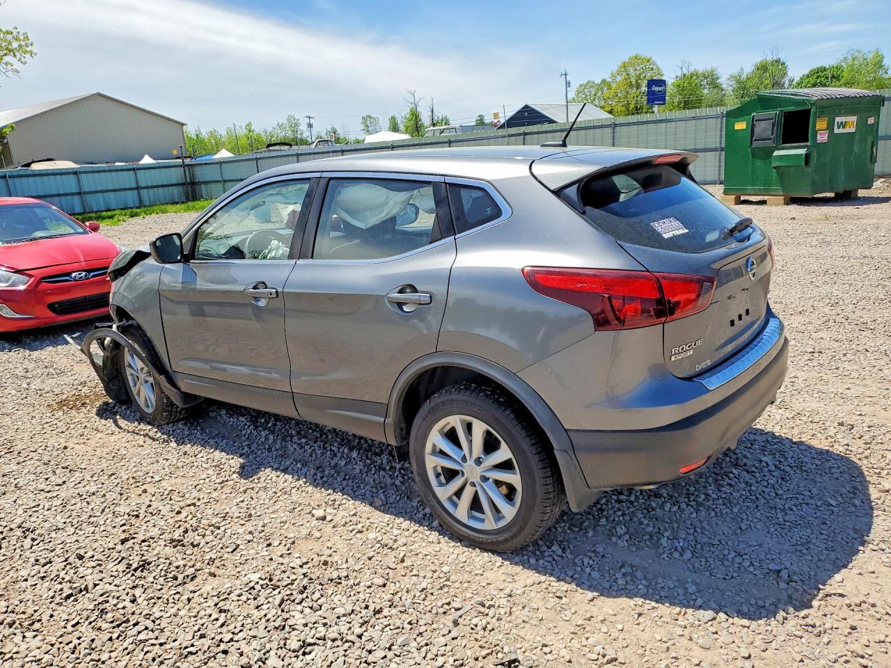 Nissan Rogue S