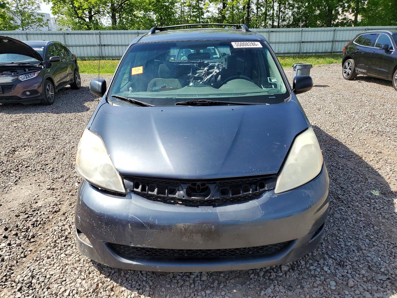 Toyota Sienna Ce 7-passenger