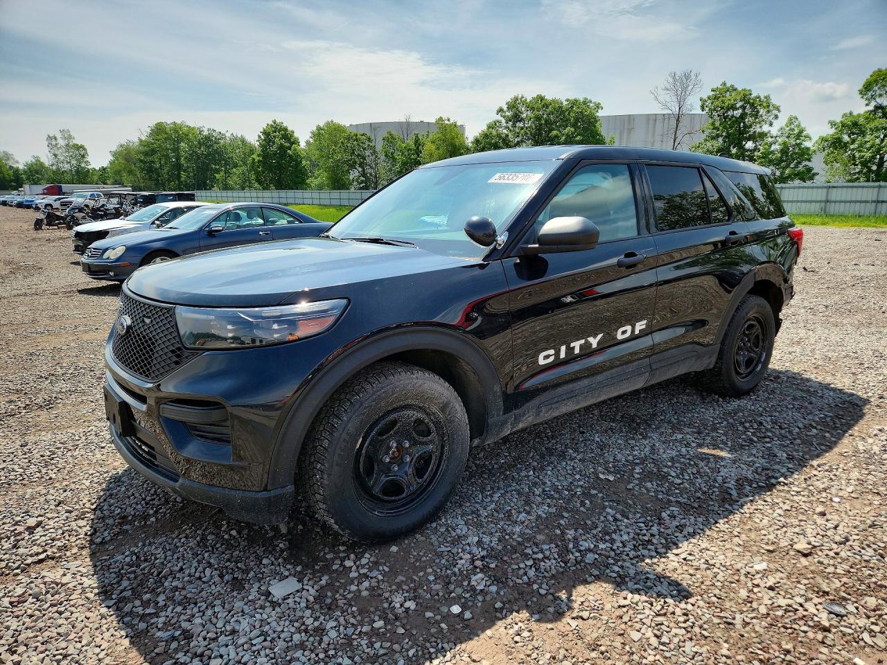 Salvage Ford Explorer Image