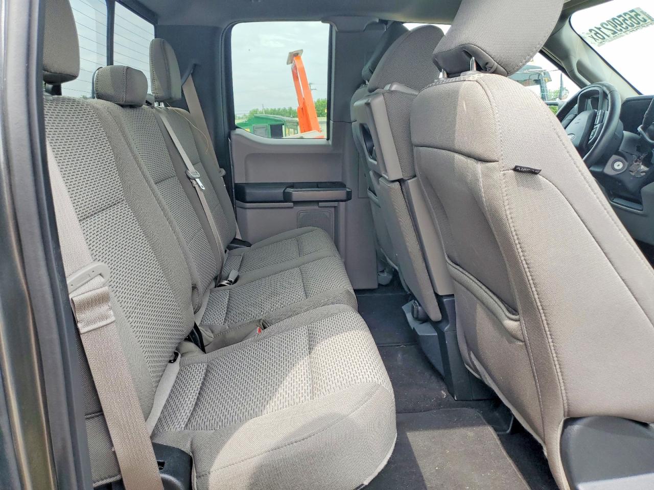 Ford F-150 Super Cab