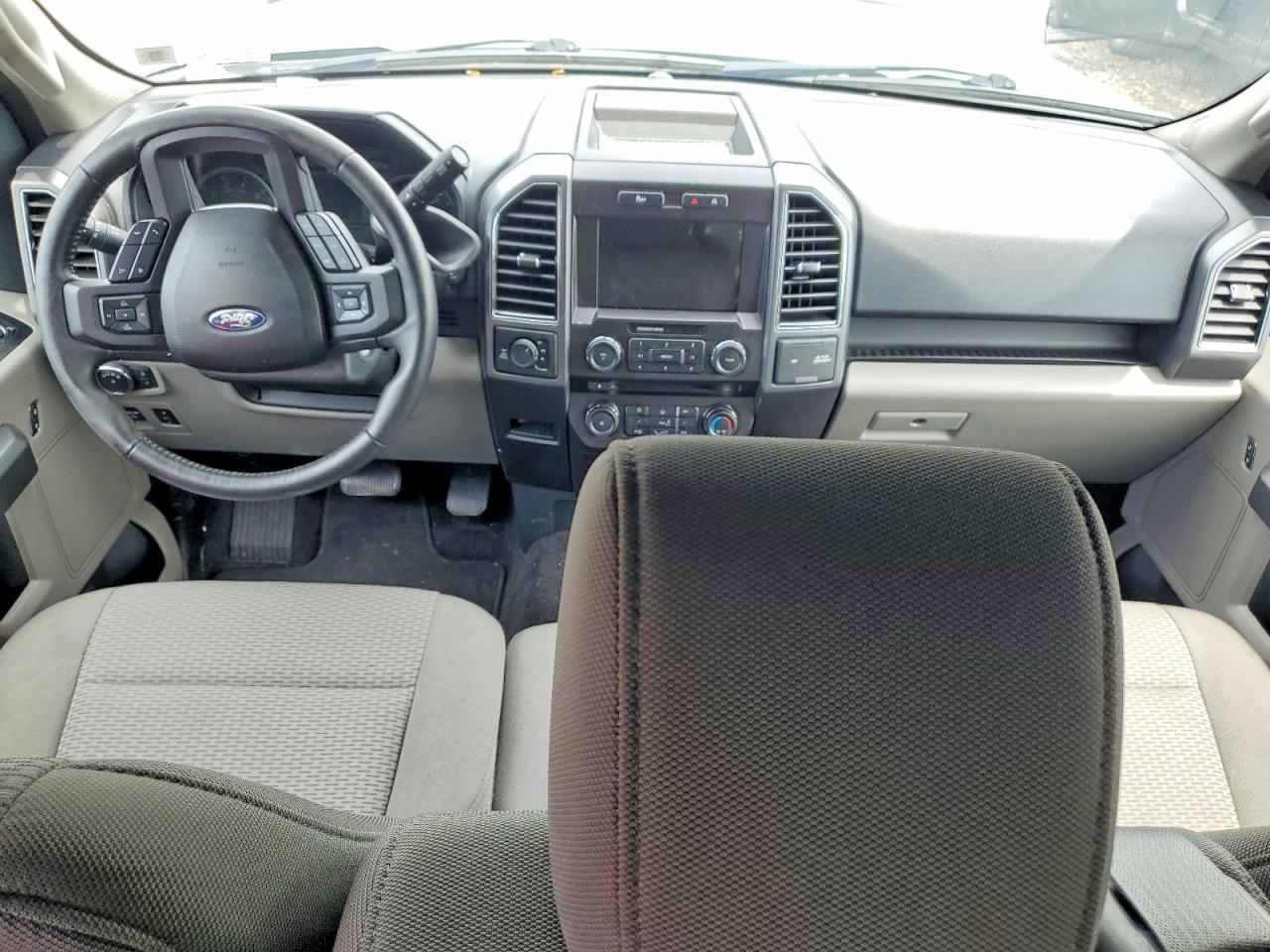 Ford F-150 Super Cab