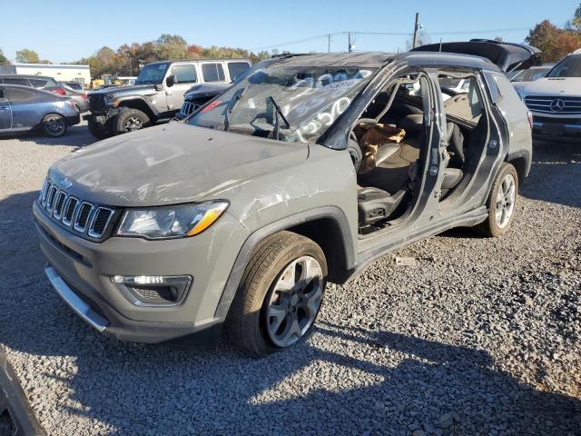Salvage Jeep Compass Image