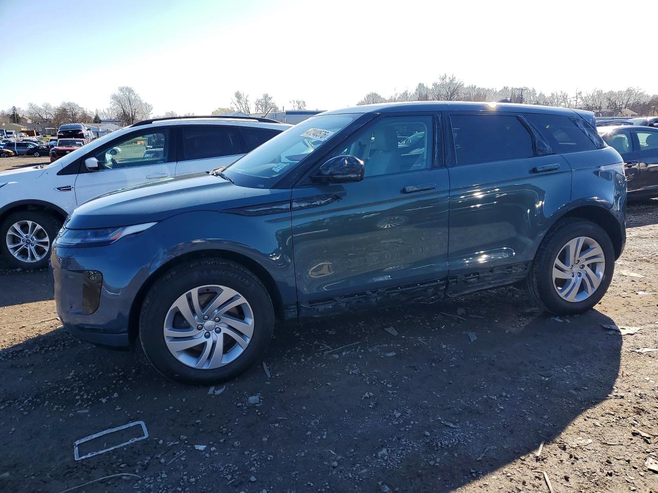 Salvage Land Rover Range Rover Image