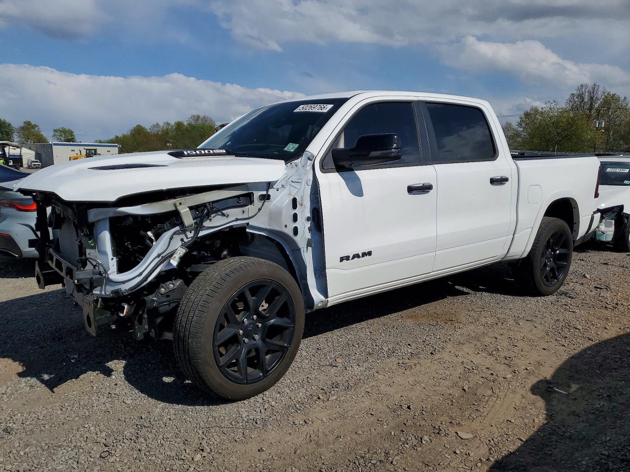 Salvage Ram 1500 Image