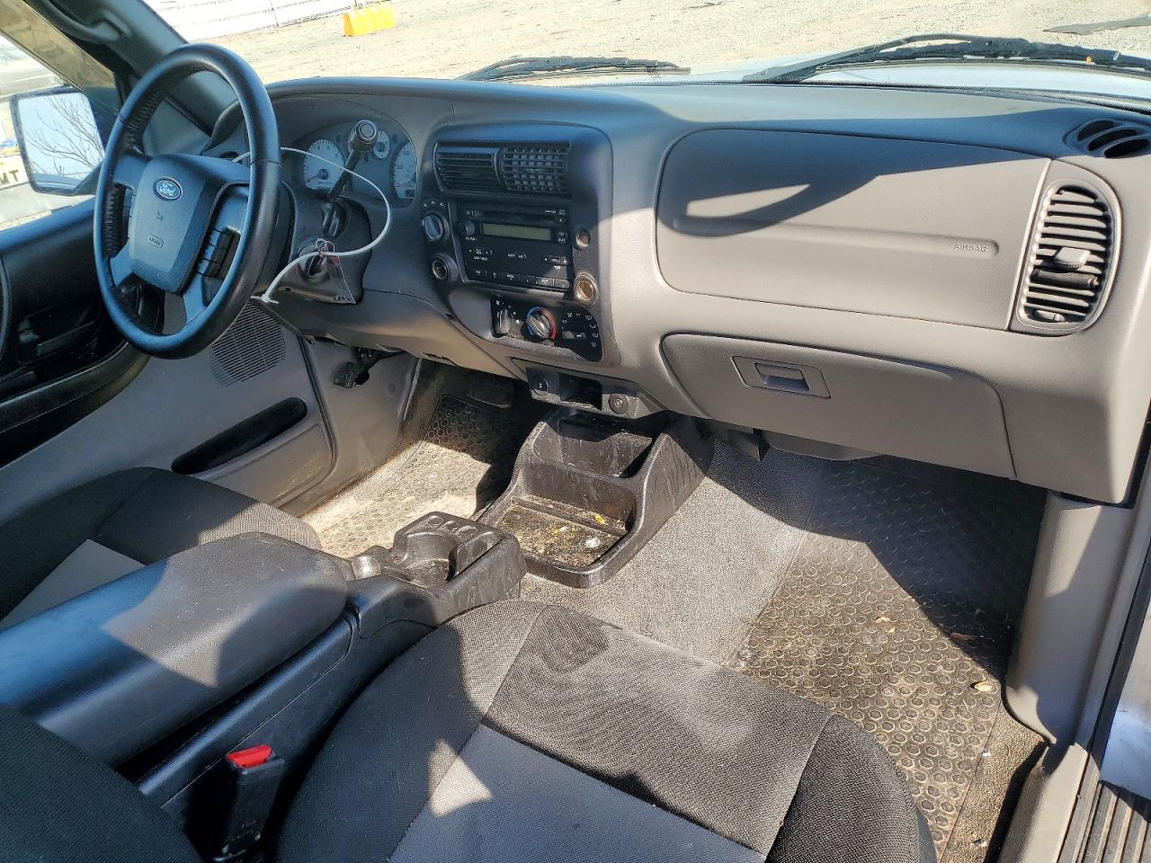 Ford Ranger Super Cab