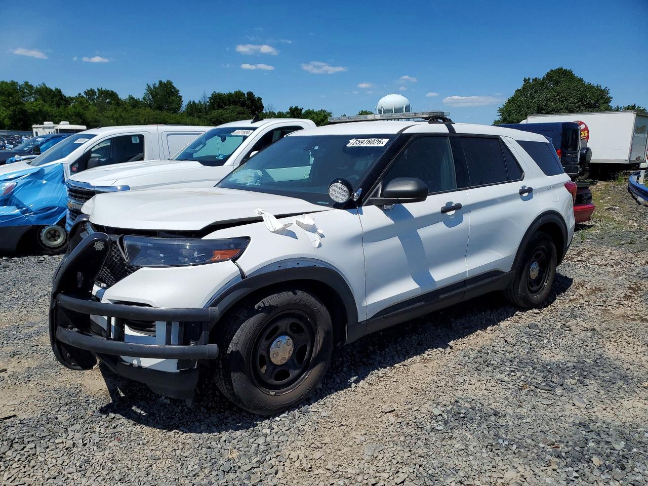 Salvage Ford Explorer Image