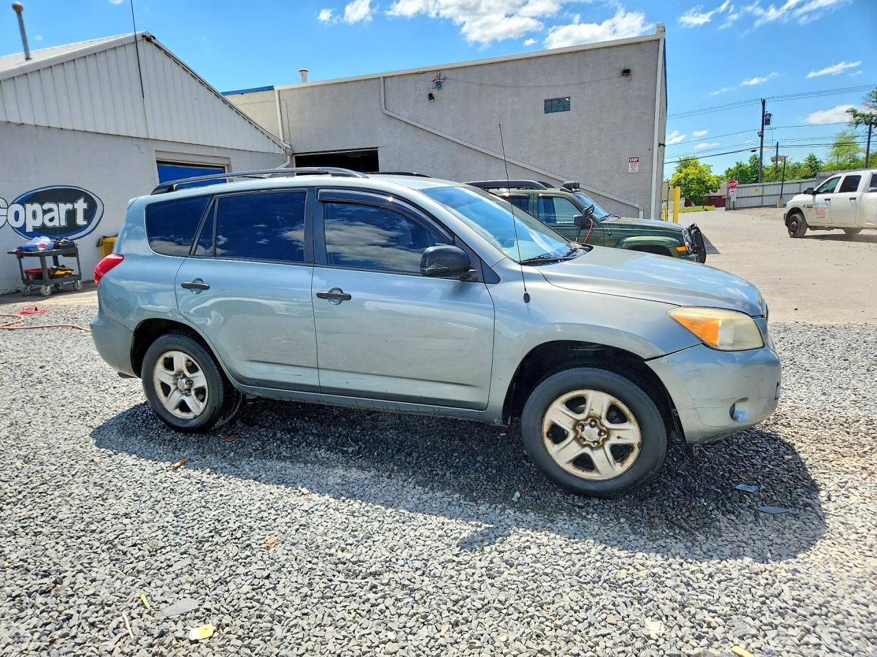 Toyota RAV4 Base