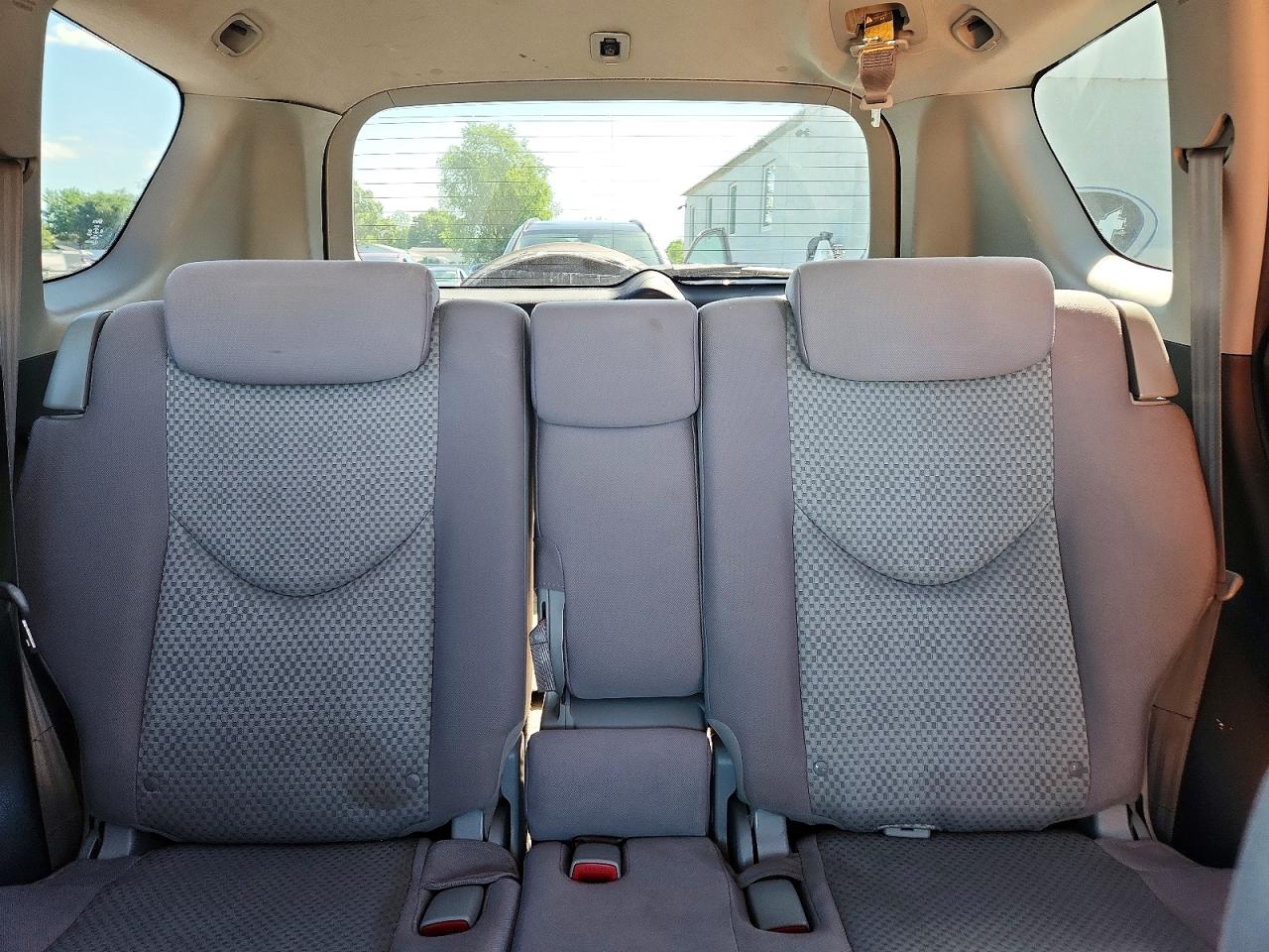 Toyota RAV4 Base