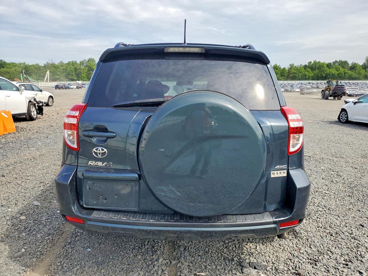 Toyota RAV4 Base