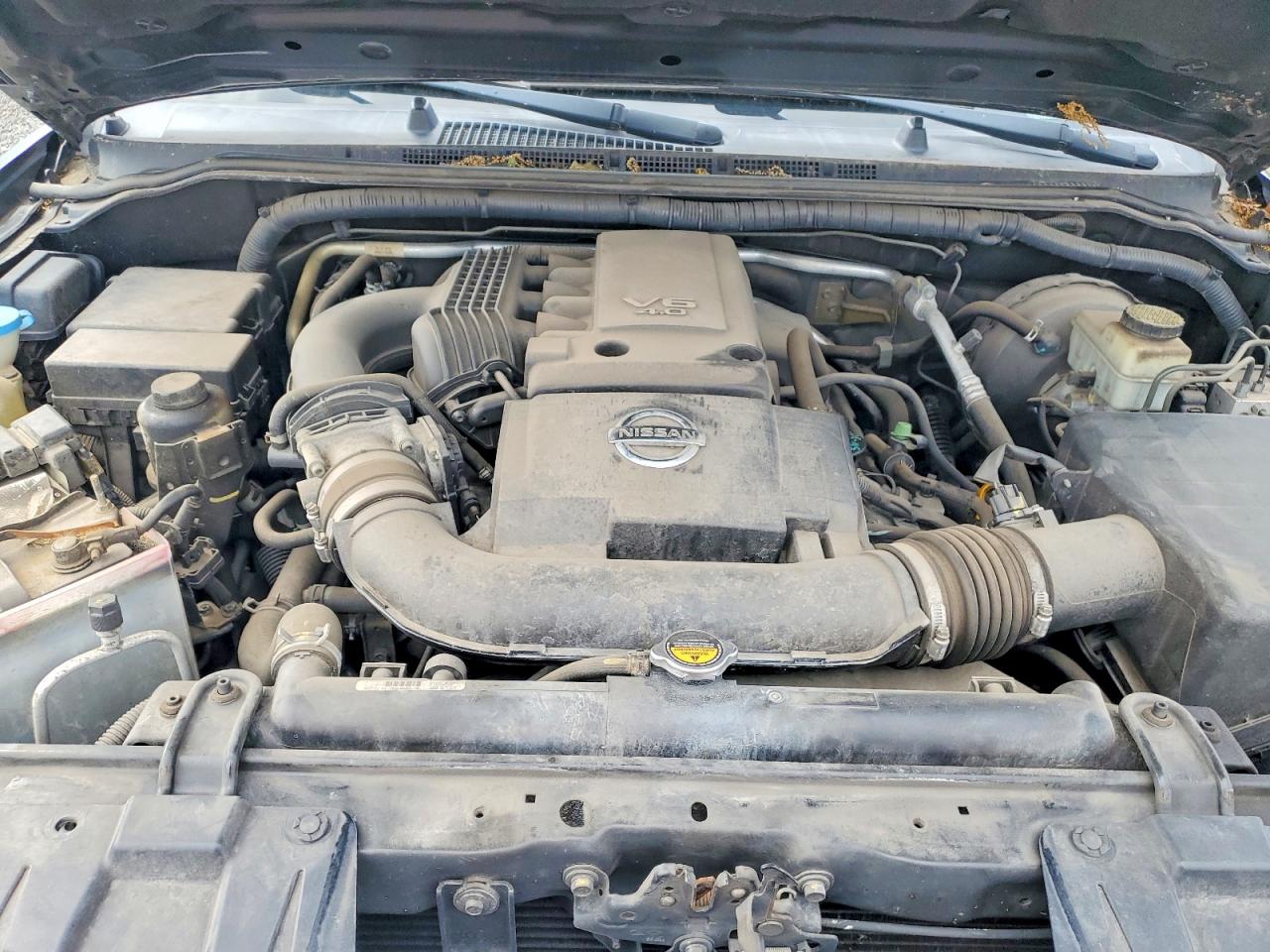 Nissan Frontier Sv V6